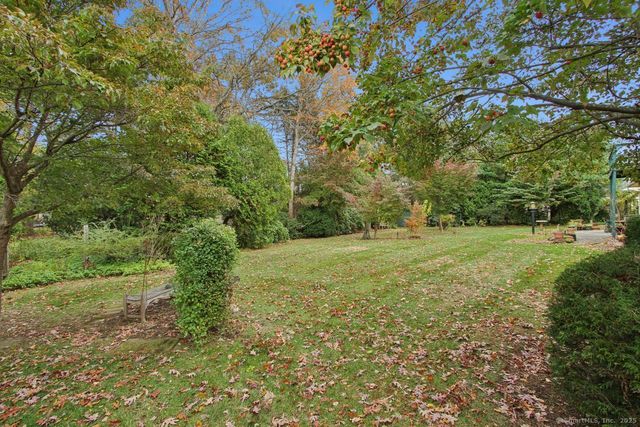 55 Grove Road, North Haven, CT 06473