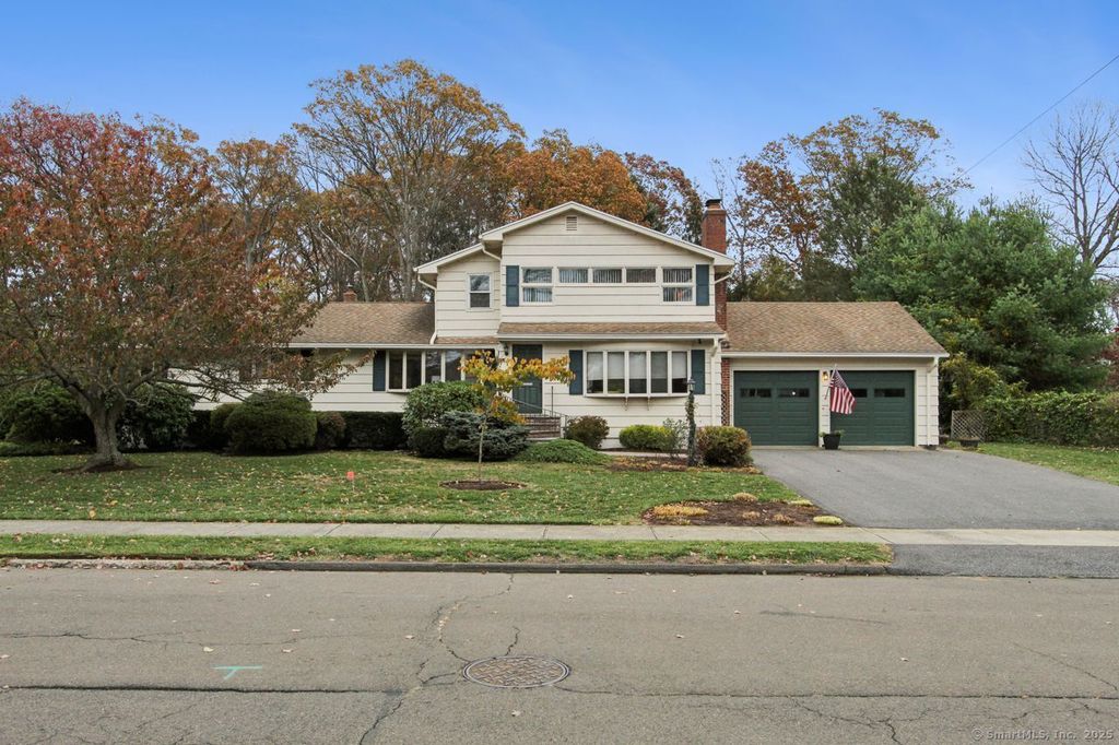 55 Grove Road, North Haven, CT 06473