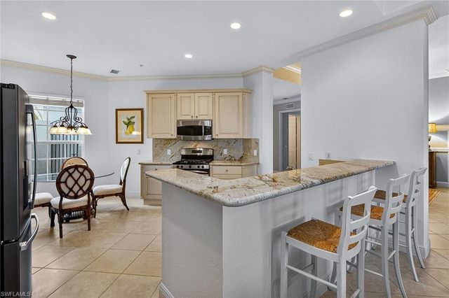 9263 Museo CIR 102, Naples, FL 34114