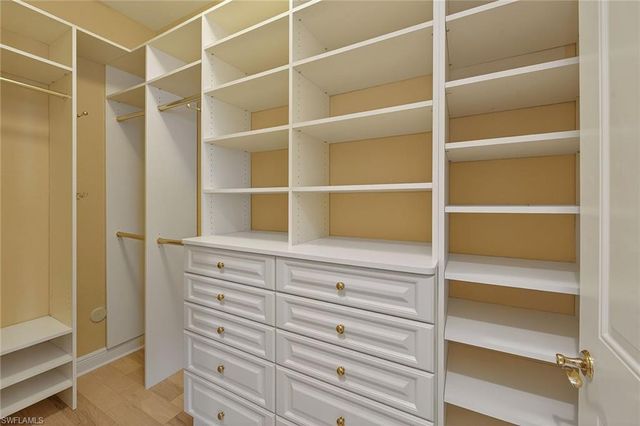 9263 Museo CIR 102, Naples, FL 34114