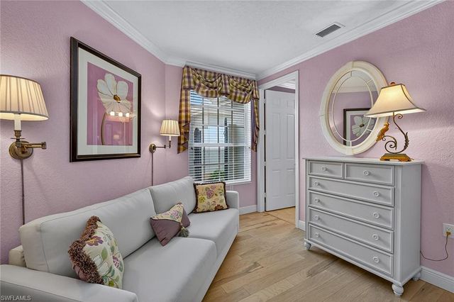 9263 Museo CIR 102, Naples, FL 34114