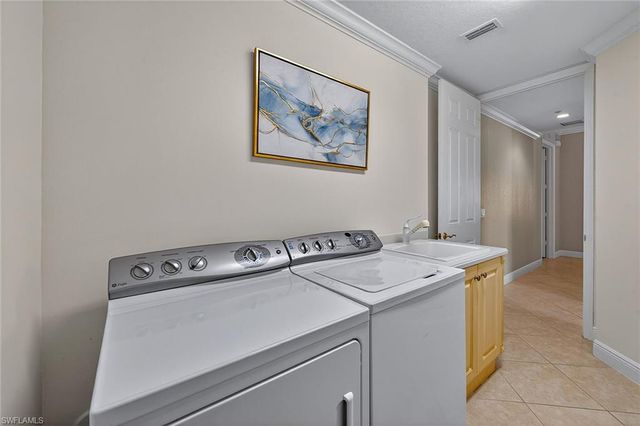 9263 Museo CIR 102, Naples, FL 34114