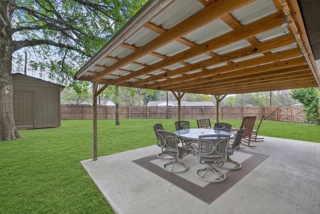 123 Carroll Drive, Athens, TX 75752