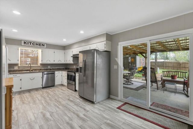 123 Carroll Drive, Athens, TX 75752