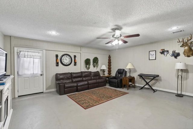 123 Carroll Drive, Athens, TX 75752