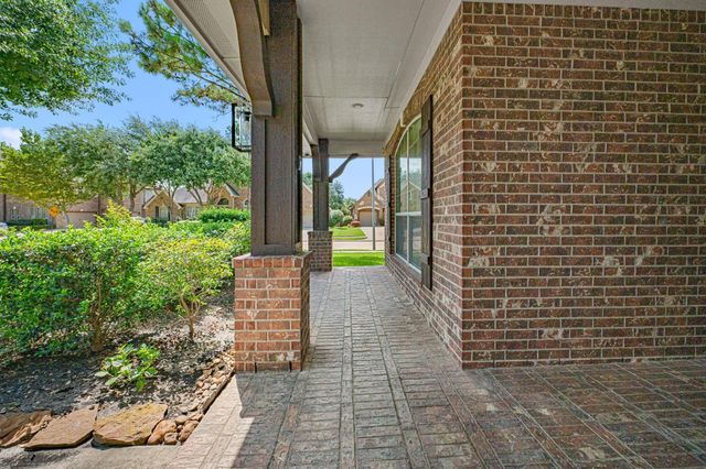 27903 Bracken Hurst Drive, Katy, TX 77494