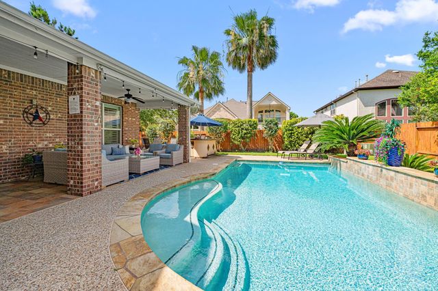 27903 Bracken Hurst Drive, Katy, TX 77494