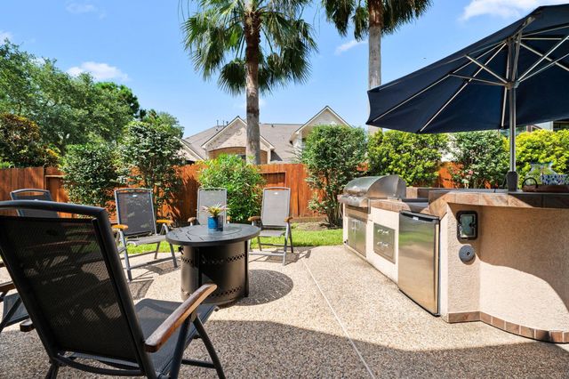 27903 Bracken Hurst Drive, Katy, TX 77494