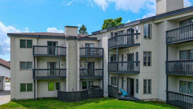 318 Mountain Road A302, Ludlow, VT 05149