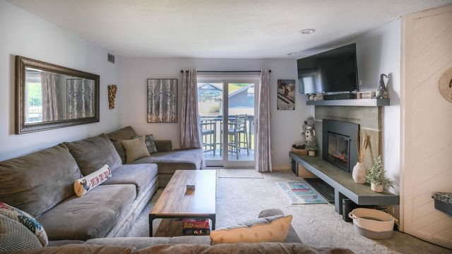 318 Mountain Road A302, Ludlow, VT 05149