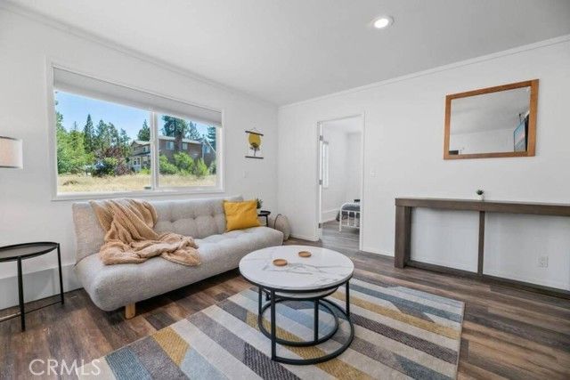 560 Edgemoor 1, Big Bear Lake, CA 92315