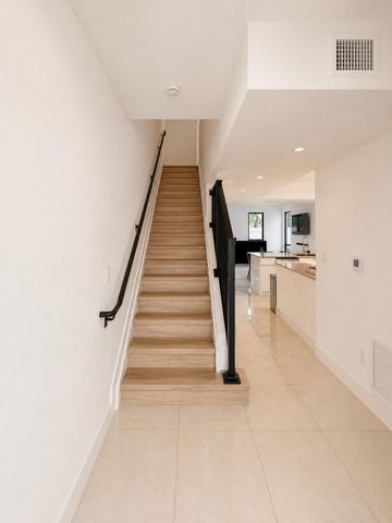 5531 W Oak Way, Fort Lauderdale, FL 33314