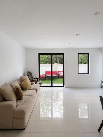 5531 W Oak Way, Fort Lauderdale, FL 33314