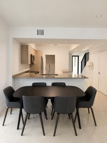 5531 W Oak Way, Fort Lauderdale, FL 33314