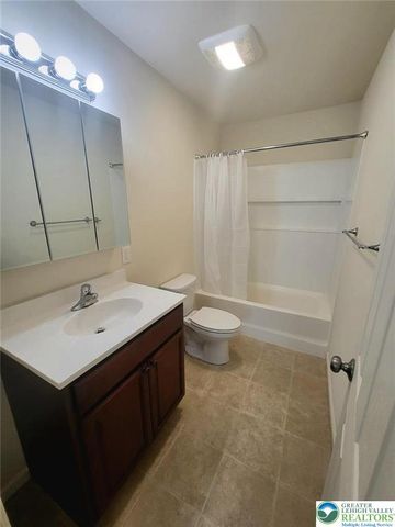 2169 South Poplar Street, Allentown City, PA 18103