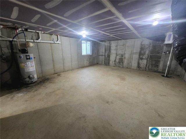 2169 South Poplar Street, Allentown City, PA 18103