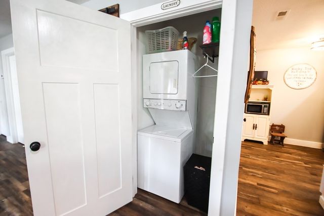 608 Lakeview Rd, Walling, TN 38587