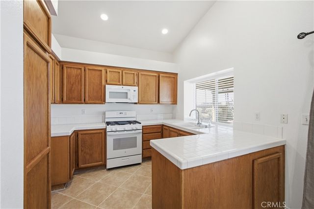 27912 Palm Villa, Menifee, CA 92584
