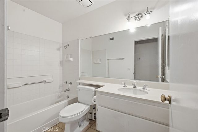 27912 Palm Villa, Menifee, CA 92584