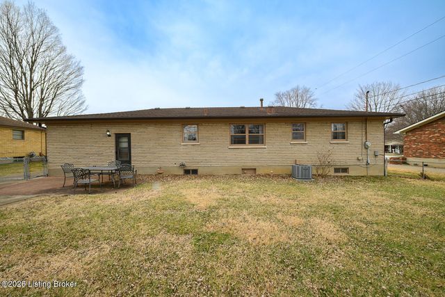 8109 Smithton Rd, Louisville, KY 40219