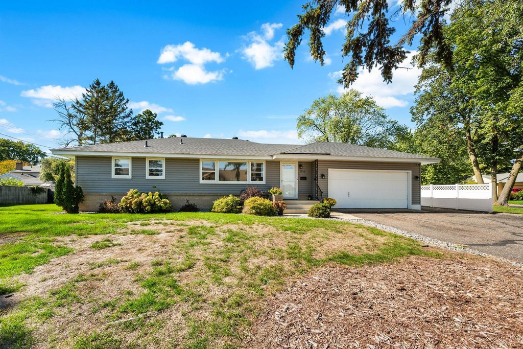 5956 Admiral Lane N, Brooklyn Center, MN 55429 — exterior