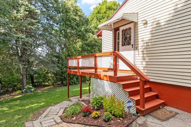 136 Ridge Rd, Marlborough, MA 01752