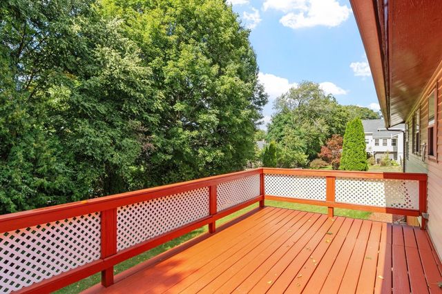 136 Ridge Rd, Marlborough, MA 01752