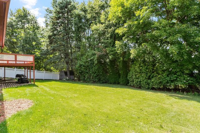 136 Ridge Rd, Marlborough, MA 01752