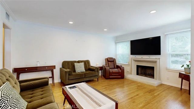 6434 Blewett Avenue, Van Nuys, CA 91406