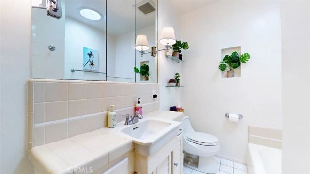 6434 Blewett Avenue, Van Nuys, CA 91406