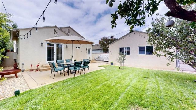 6434 Blewett Avenue, Van Nuys, CA 91406