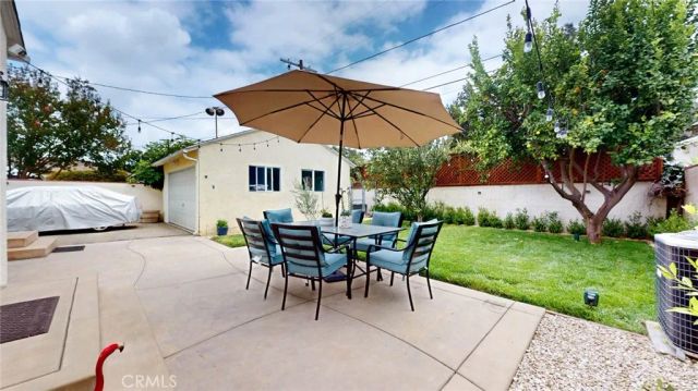 6434 Blewett Avenue, Van Nuys, CA 91406