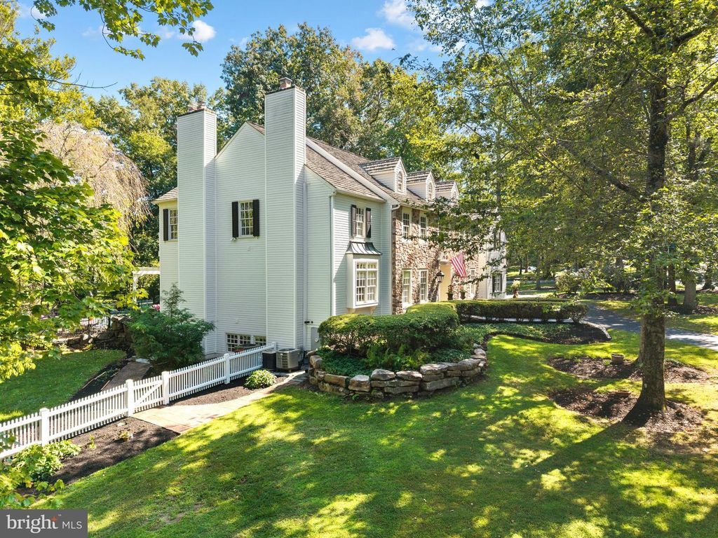 31 TIMBER KNOLL DR, WASHINGTON CROSSING, PA 18977 — photo 4