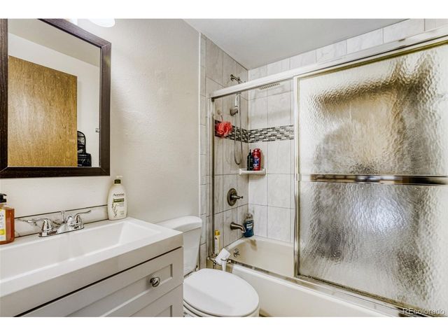 625 S Depew St B, Lakewood, CO 80226