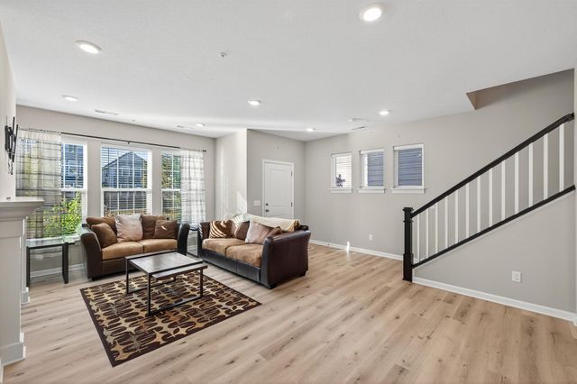 304 Rum River Way, Anoka, MN 55303