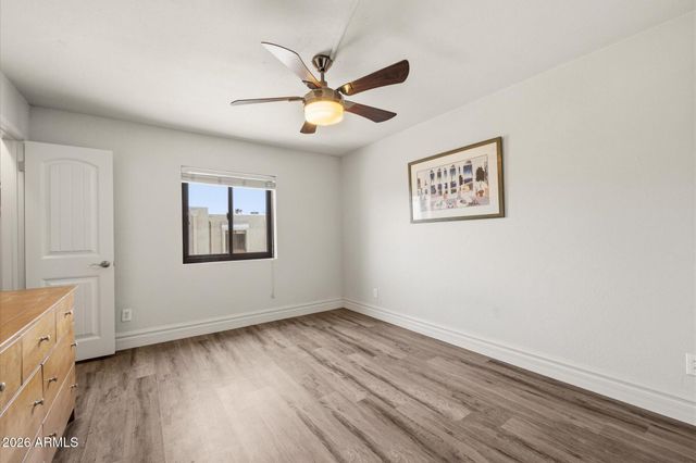 3825 E CAMELBACK Road 214, Phoenix, AZ 85018