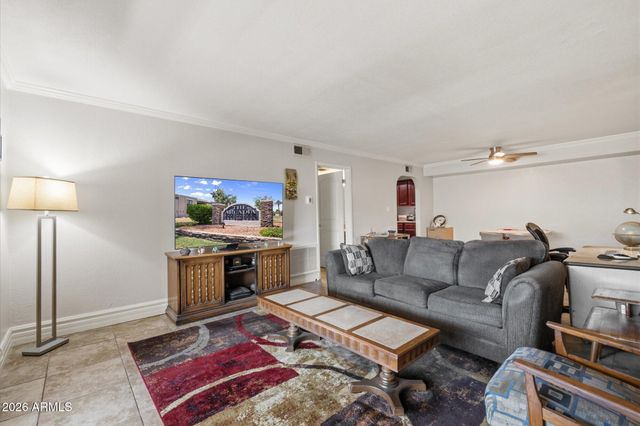 3825 E CAMELBACK Road 214, Phoenix, AZ 85018
