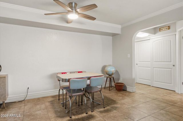 3825 E CAMELBACK Road 214, Phoenix, AZ 85018