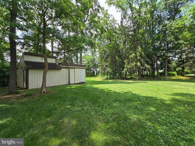 720 TOPTON RD, Kutztown, PA 19530