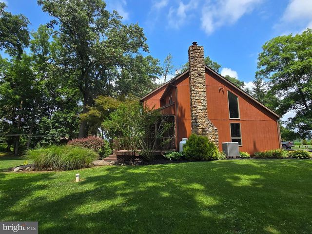 720 TOPTON RD, Kutztown, PA 19530