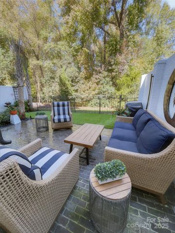 6308 Providence Road, Charlotte, NC 28226