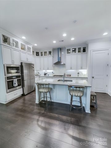 6308 Providence Road, Charlotte, NC 28226