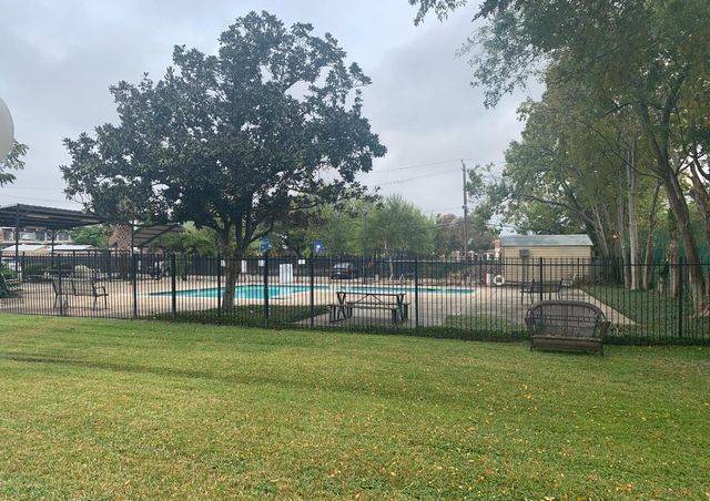 9506 Pagewood Lane 9506, Houston, TX 77063