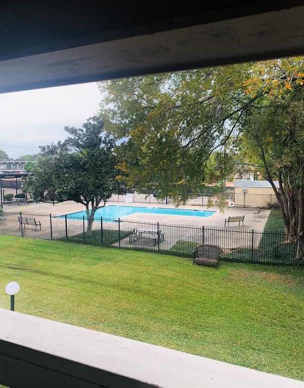 9506 Pagewood Lane 9506, Houston, TX 77063