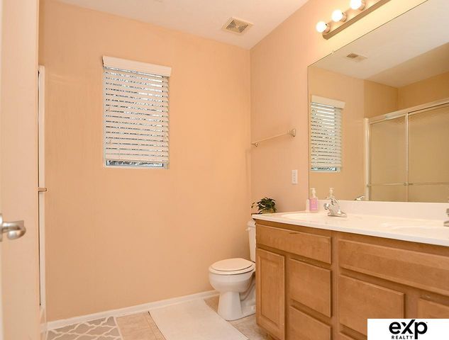 7350 S 183rd Street, Omaha, NE 68136