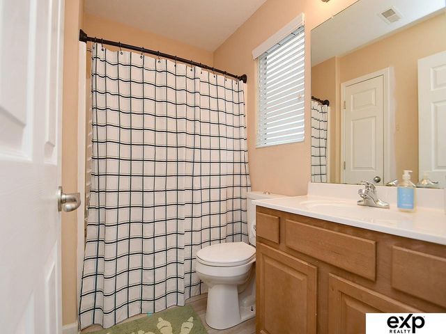 7350 S 183rd Street, Omaha, NE 68136