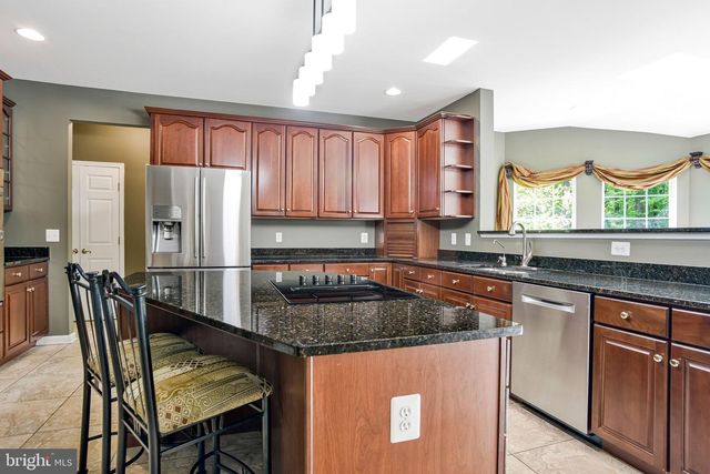8075 NORWICH CT, Port Tobacco, MD 20677