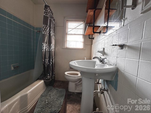 711 Yuma Street, Charlotte, NC 28213