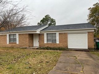 5404 Roberts Street, Greenville, TX 75402