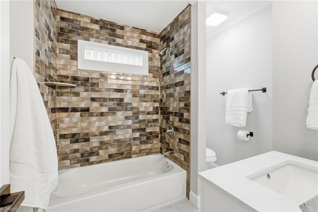 20 Downing Ridge Court, Greensboro, NC 27407